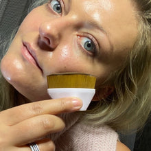 Load image into Gallery viewer, Ava Flawless Brush