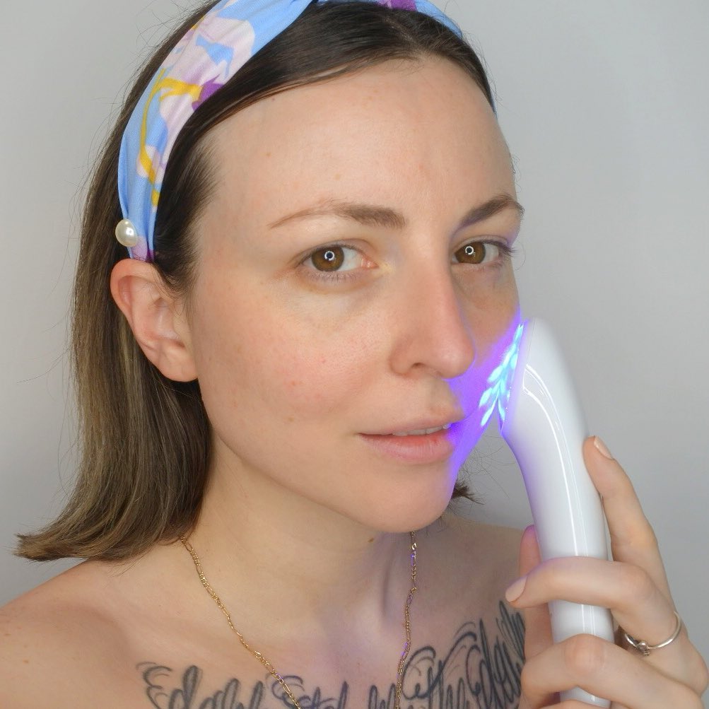 Ava LED Rejuvenation Wand